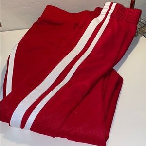 red hollister sweatpants